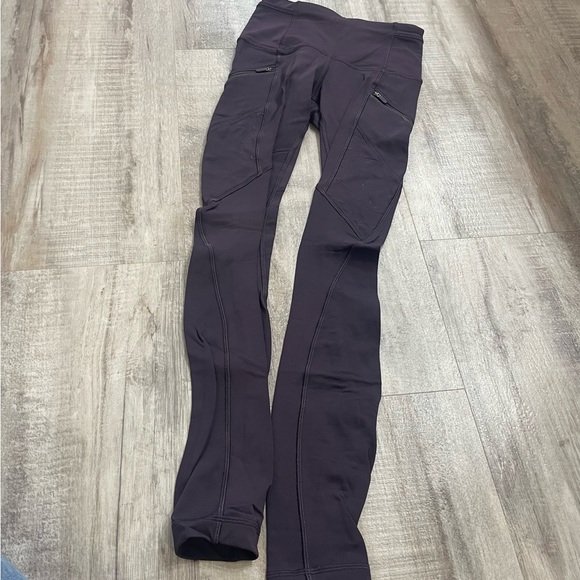 Lululemon Toasty Tech Cyber Purple Fleece Lined Zipper Run Tights Size 2 - Picture 1 of 5